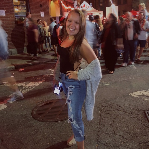 Meet the Posher Other - Meet your Posher, Ashley